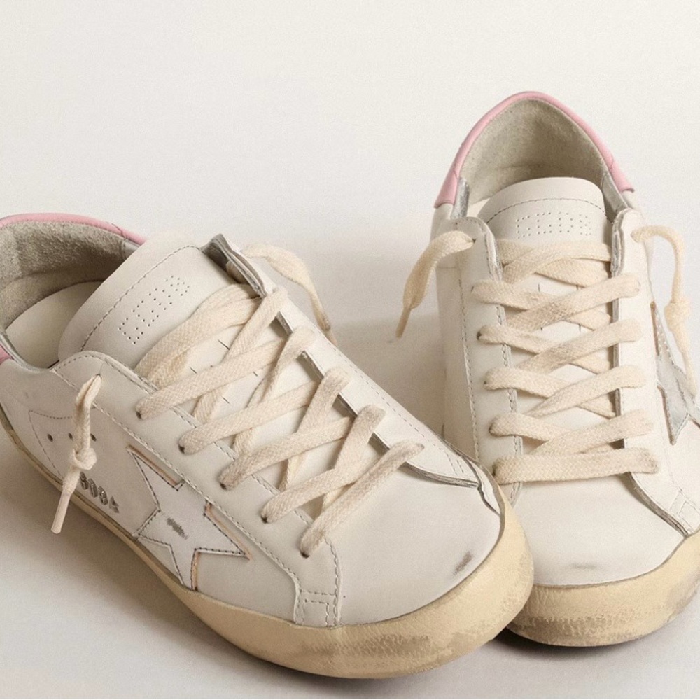 Golden Goose Women's Super-Star with silver leather star and pink heel tab - Picture 2 of 9